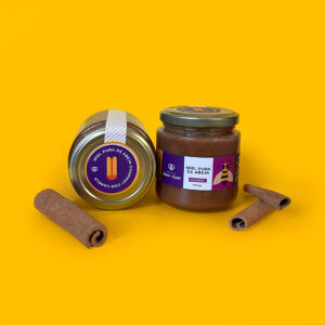 Frasco de miel gourmet con cardamomo de 250 gr.